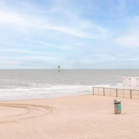 Appartement In Duinbergen Near Sailing School *